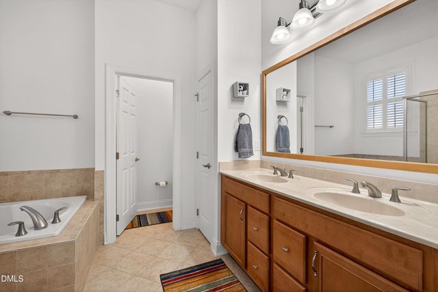 11121 Bayberry Hills Drive, Raleigh, NC 27617