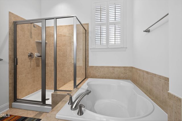 11121 Bayberry Hills Drive, Raleigh, NC 27617