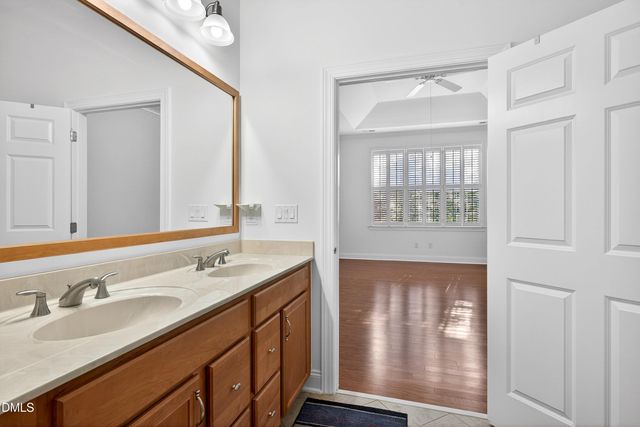 11121 Bayberry Hills Drive, Raleigh, NC 27617