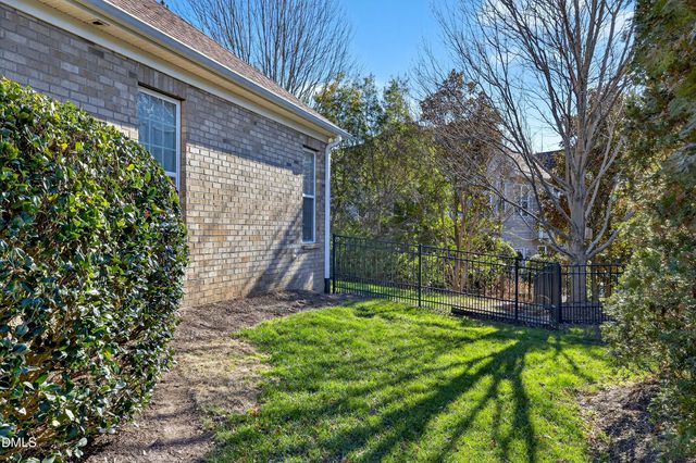 11121 Bayberry Hills Drive, Raleigh, NC 27617