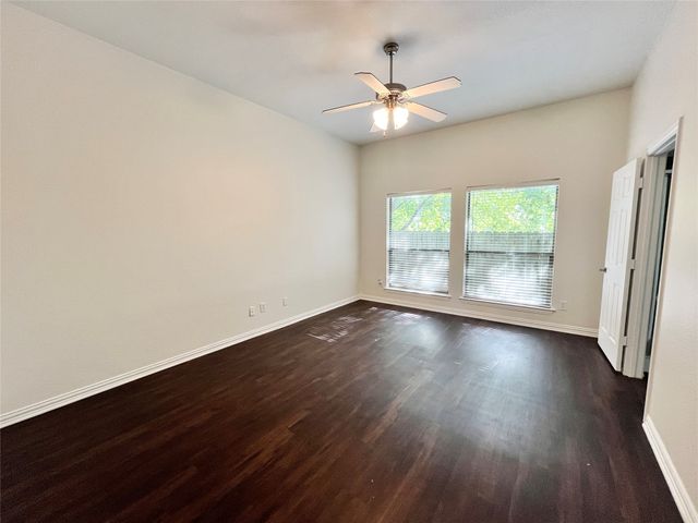 500 Hidden Meadow Court, Desoto, TX 75115