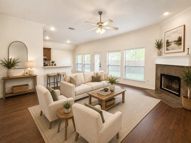 500 Hidden Meadow Court, Desoto, TX 75115