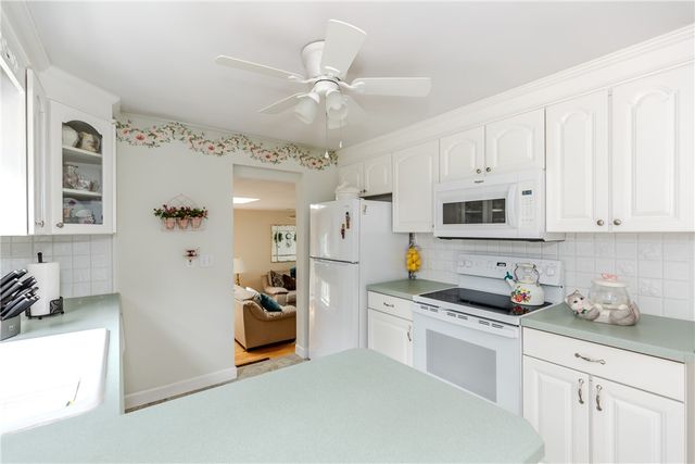 16 Sunnybrook Road, Scituate, RI 02857