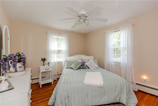 16 Sunnybrook Road, Scituate, RI 02857