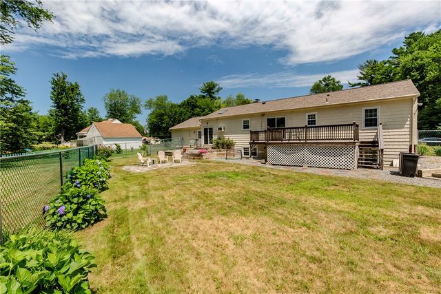 16 Sunnybrook Road, Scituate, RI 02857