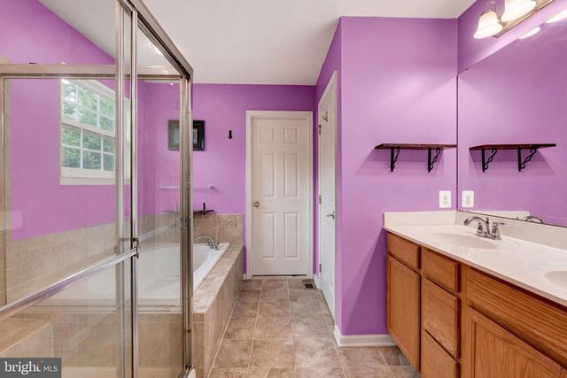 18402 WISSETT WAY, Hagerstown, MD 21740
