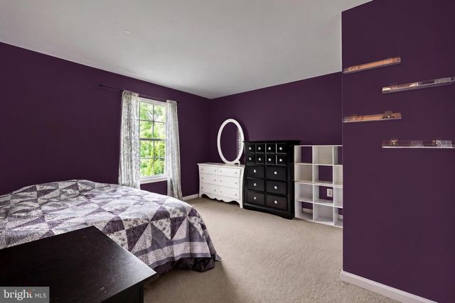 18402 WISSETT WAY, Hagerstown, MD 21740
