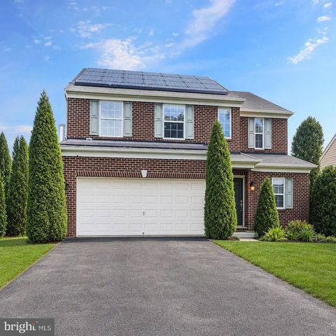 18402 WISSETT WAY, Hagerstown, MD 21740
