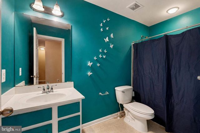 18402 WISSETT WAY, Hagerstown, MD 21740