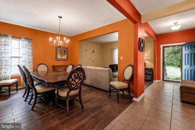 18402 WISSETT WAY, Hagerstown, MD 21740