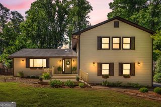 2262 Stag Run, Suwanee, GA 30024