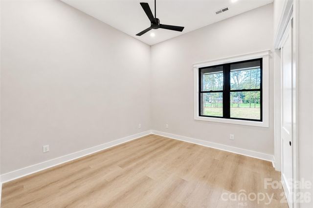 7401 Sherrills Ford Road, Sherrills Ford, NC 28673