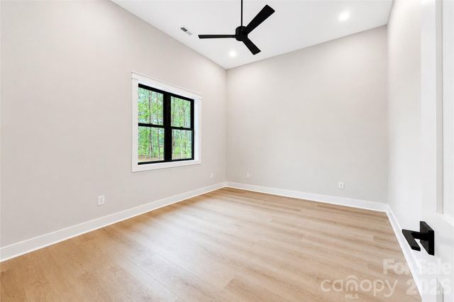 7401 Sherrills Ford Road, Sherrills Ford, NC 28673