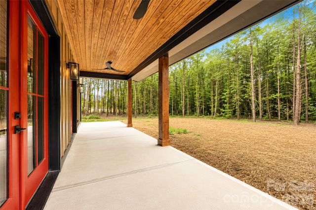 7401 Sherrills Ford Road, Sherrills Ford, NC 28673