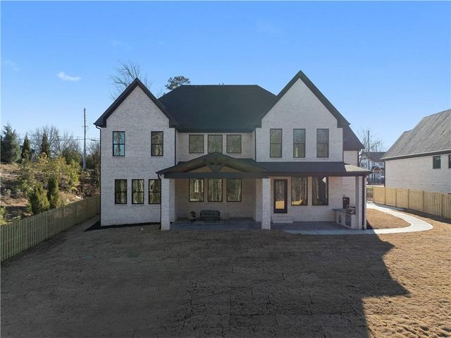 3235 Smithtown Road, Suwanee, GA 30024