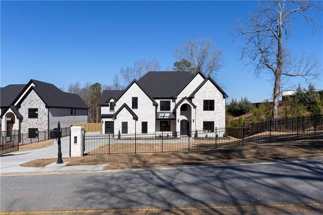 3235 Smithtown Road, Suwanee, GA 30024