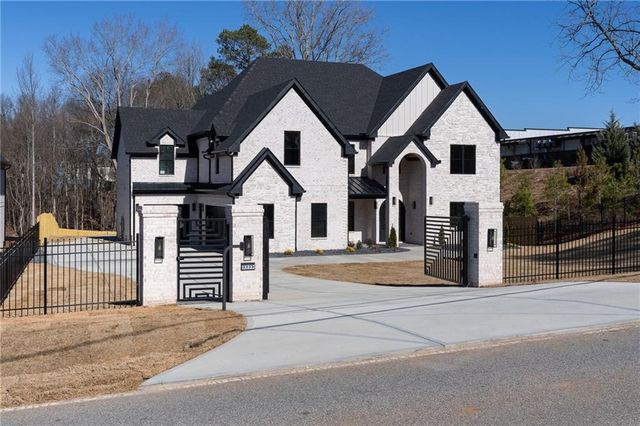 3235 Smithtown Road, Suwanee, GA 30024