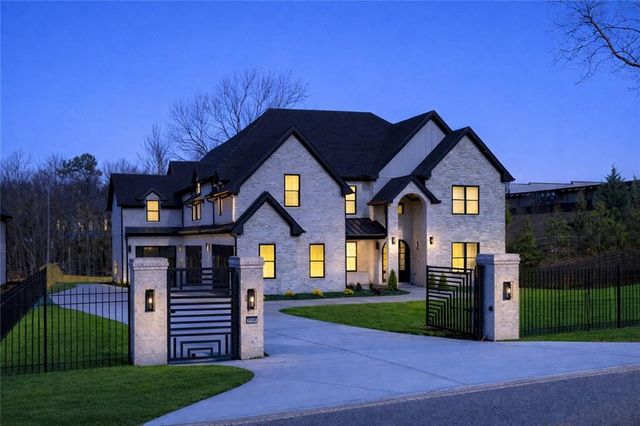 3235 Smithtown Road, Suwanee, GA 30024