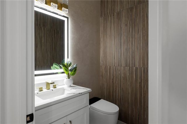 3235 Smithtown Road, Suwanee, GA 30024