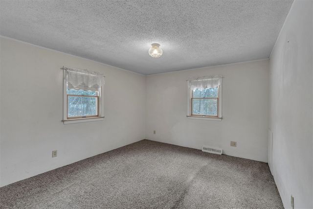 5990 Brills Lake Road, Jackson, MI 49201