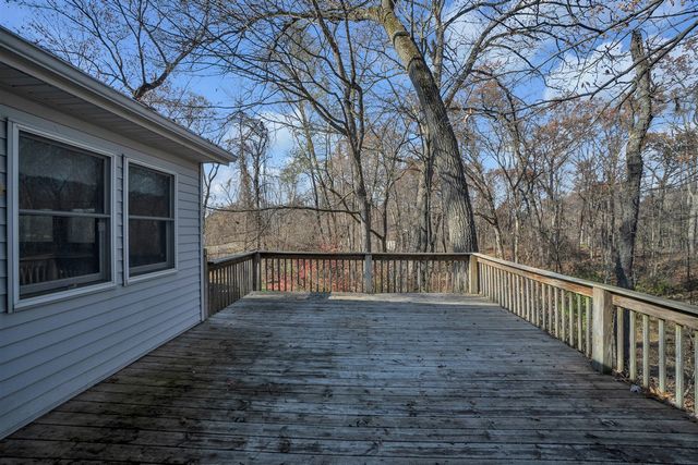 5990 Brills Lake Road, Jackson, MI 49201