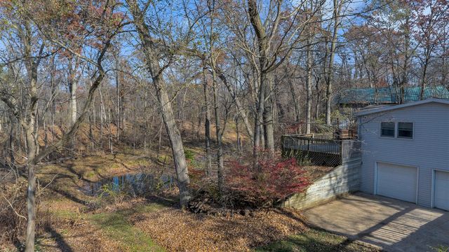 5990 Brills Lake Road, Jackson, MI 49201