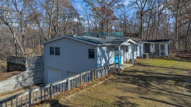 5990 Brills Lake Road, Jackson, MI 49201