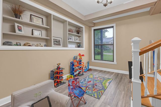 2330 Coach Road, Long Grove, IL 60047