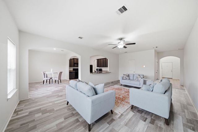 15311 Crescent Brookfield Drive, Humble, TX 77396