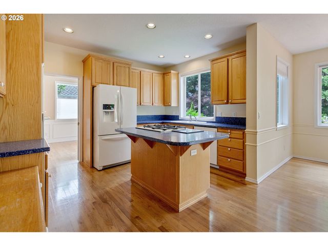 1821 Nw 129TH Pl, Portland, OR 97229