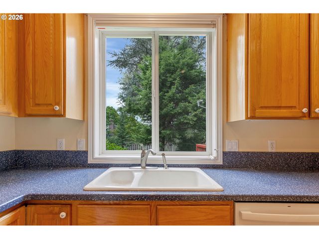 1821 Nw 129TH Pl, Portland, OR 97229