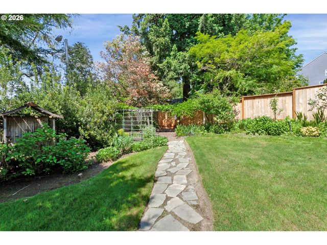 1821 Nw 129TH Pl, Portland, OR 97229