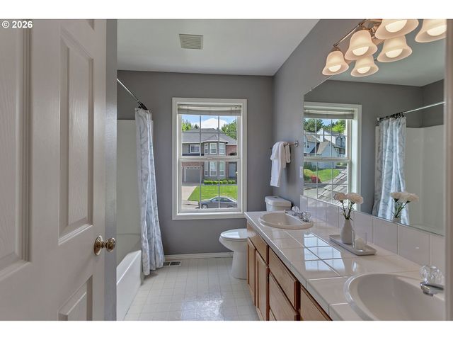 1821 Nw 129TH Pl, Portland, OR 97229