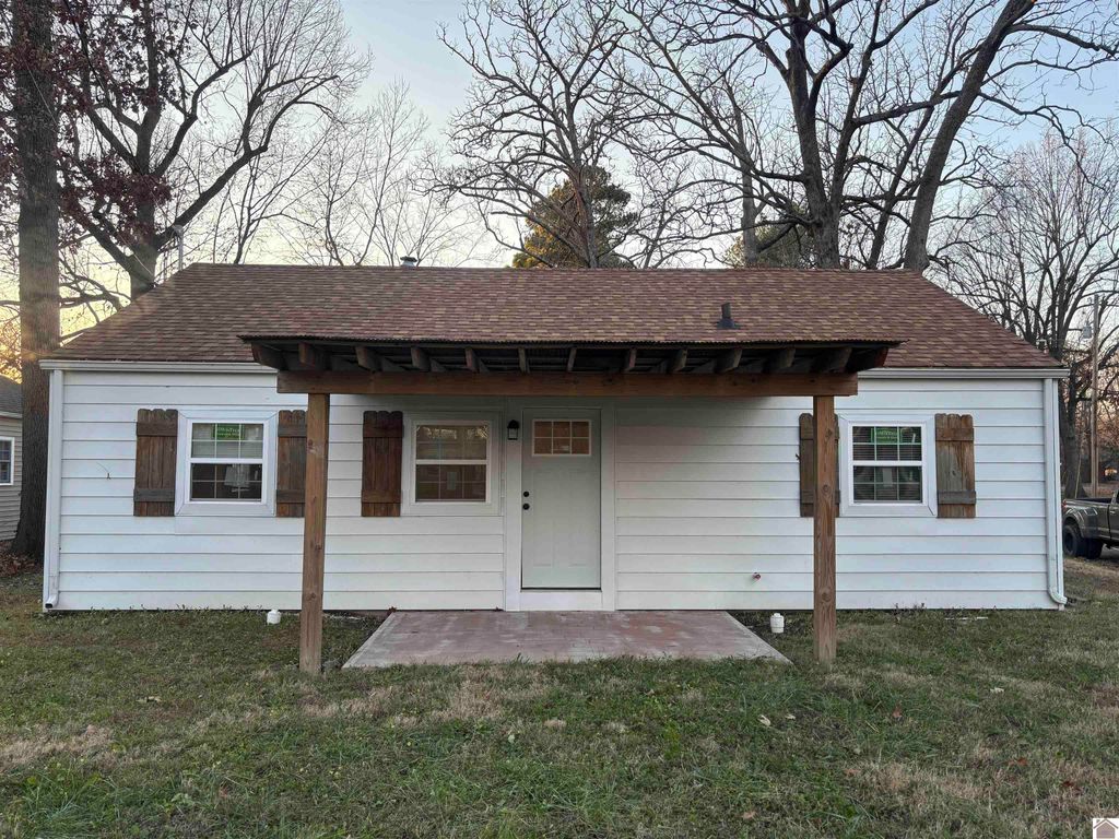 949 N 26th, Paducah, KY 42001