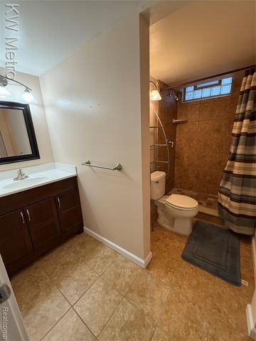 1204 Montrose Avenue, Royal Oak, MI 48073