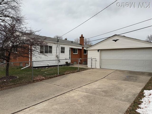 1204 Montrose Avenue, Royal Oak, MI 48073