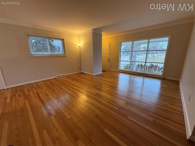 1204 Montrose Avenue, Royal Oak, MI 48073