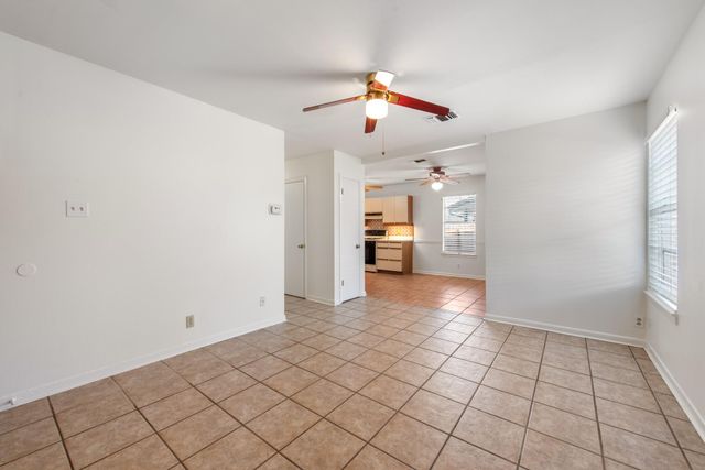 204 La Vista ST, Austin, TX 78704