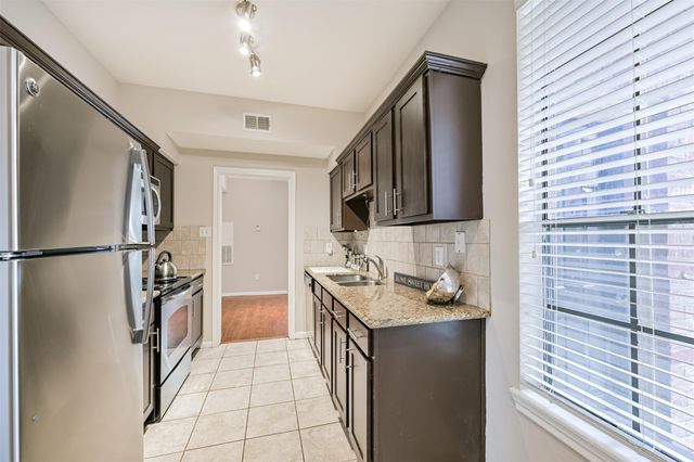 2255 Braeswood Park 183, Houston, TX 77030