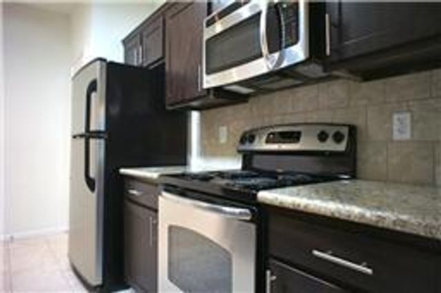 2255 Braeswood Park 183, Houston, TX 77030