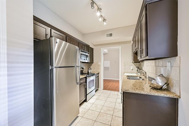 2255 Braeswood Park 183, Houston, TX 77030