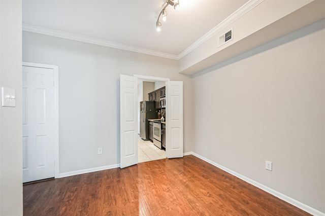 2255 Braeswood Park 183, Houston, TX 77030