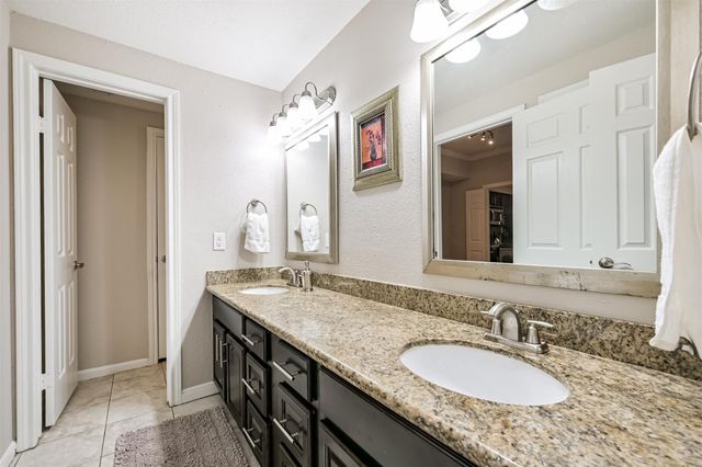 2255 Braeswood Park 183, Houston, TX 77030