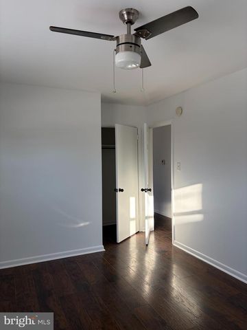 1221 WALTER AVE, Swedesboro, NJ 08085