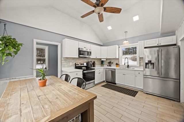 93 Prospect St, West Bridgewater, MA 02379