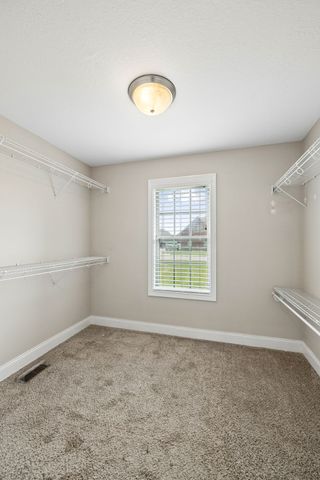 2212 Ellington Gait Dr, Clarksville, TN 37043