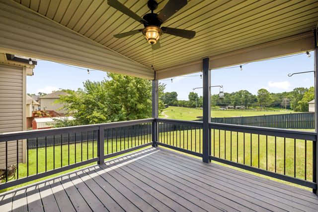 2212 Ellington Gait Dr, Clarksville, TN 37043