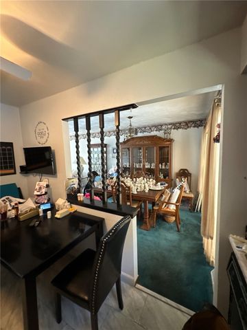 5366 Brownsville Rd, Baldwin Boro, PA 15236