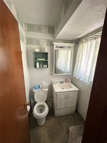 5366 Brownsville Rd, Baldwin Boro, PA 15236