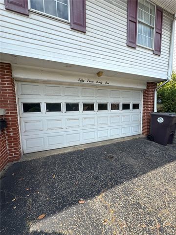 5366 Brownsville Rd, Baldwin Boro, PA 15236